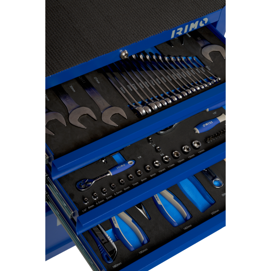 26 tool trolley with 6 drawers and 176 tools in 3 foam inserts